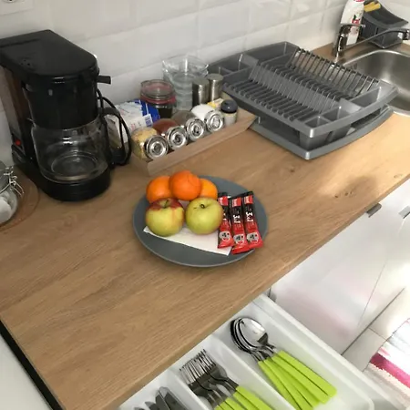 Apartment Wanderer 1